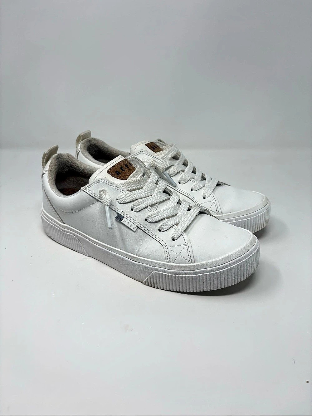 REEF Lay Day Dawn White Sneakers